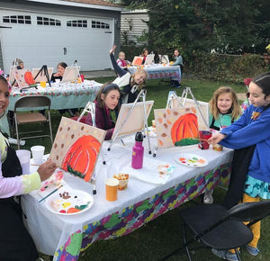 Unlеashing Crеativity: Hosting a Vibrant Paint and Sip Party at Homе